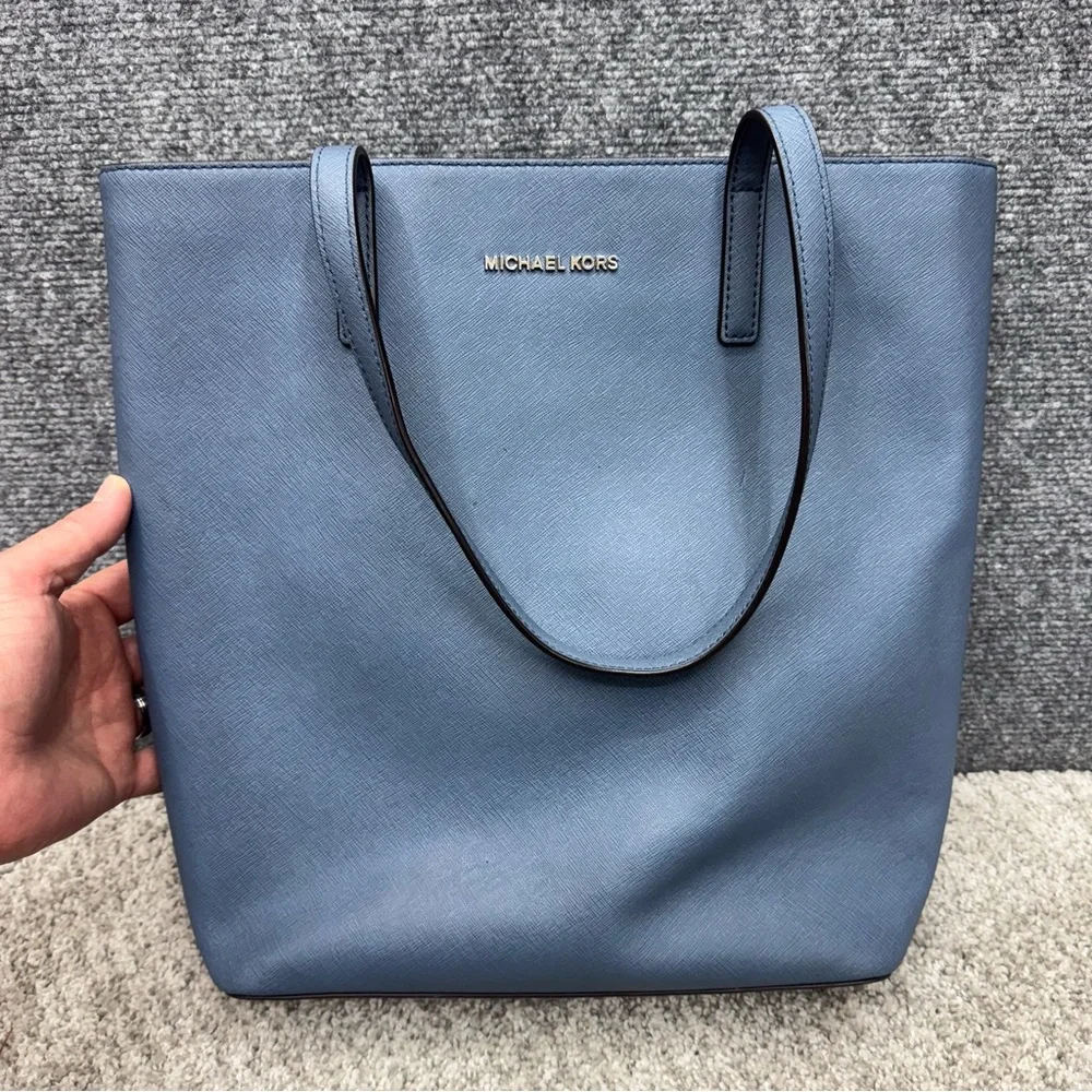 Michael Kors‎ large Blue Saffiano Tote Handbag Purse (no shoulder strap) - Picture 13 of 15